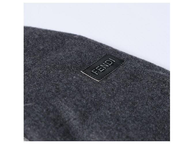 Chaqueta acolchada Fendi de mezcla de lana con ribete de pelo, Talla 40 IT Gris - vista 6
