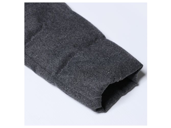 Chaqueta acolchada Fendi de mezcla de lana con ribete de pelo, Talla 40 IT Gris - vista 8