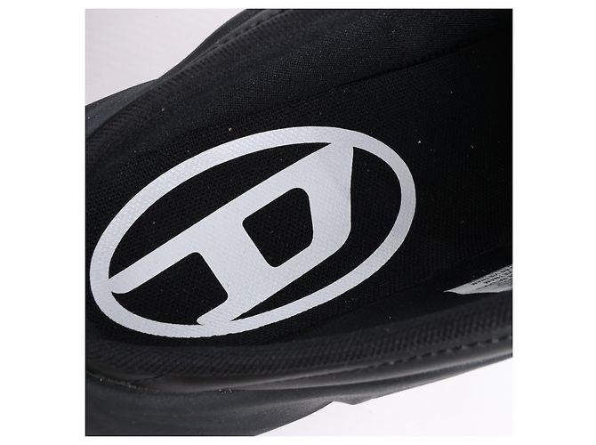 Mule S-D Runner X di Diesel in Black, Taglia 42 EU Nero - vista 13