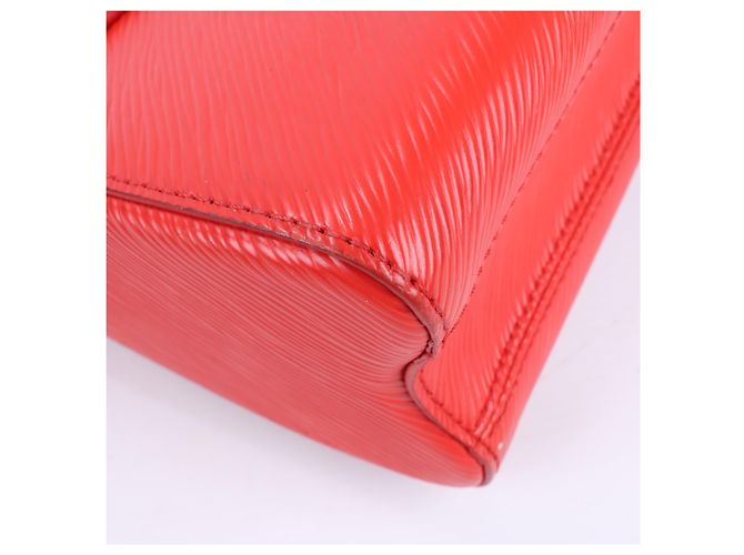 Borsa a Spalla Louis Vuitton Epi Leather Twist MM in Rosso M50523 Rosa - vista 18