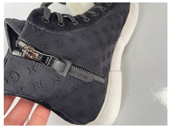 Louis Vuitton Sneakers Alte Monogram Nero - vista 8