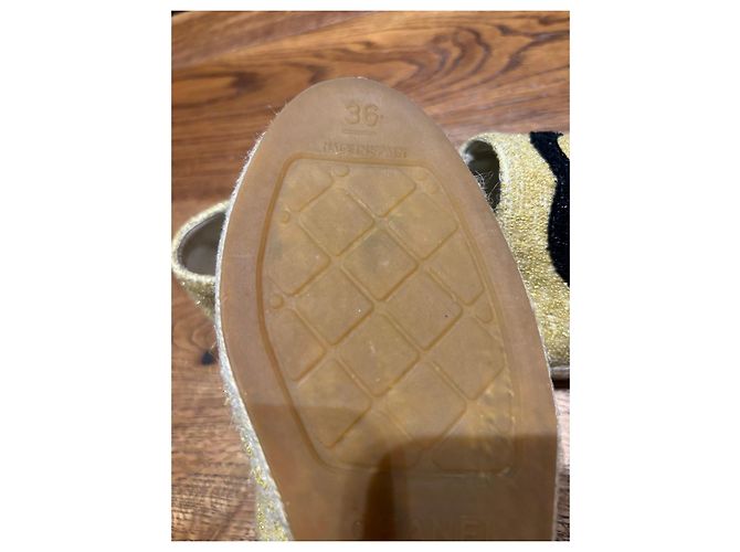 Chanel Metallic-Gewebe Espadrilles Goldbeige Schwarz - Ansicht 4