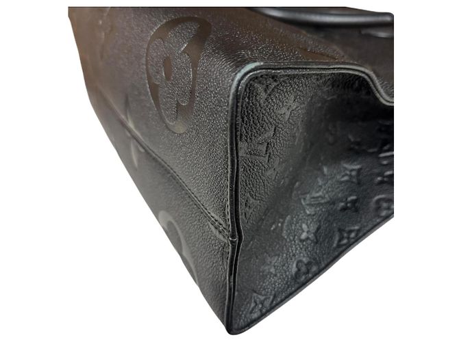 Borsa a tracolla Louis Vuitton OnTheGo GM Monogram Empreinte Nero Multicolore Monogramma - vista 11