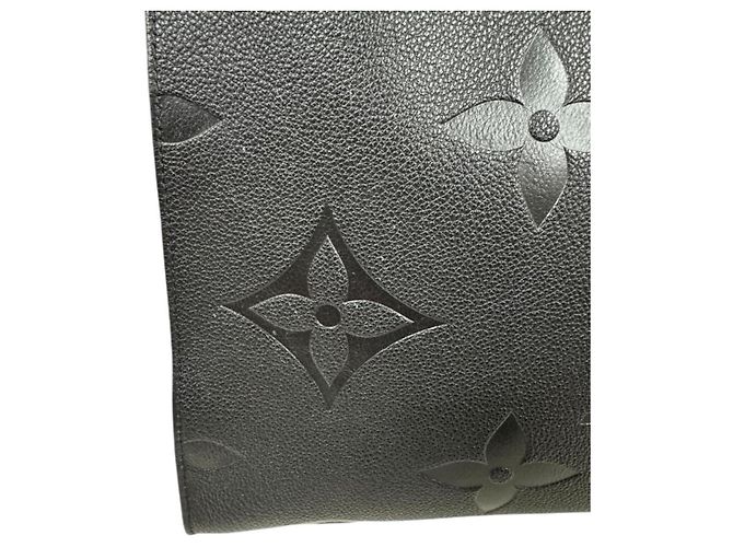 Borsa a tracolla Louis Vuitton OnTheGo GM Monogram Empreinte Nero Multicolore Monogramma - vista 15
