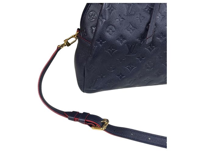 Borsa a Spalla Louis Vuitton Pontu PM Monogram Empreinte Rosso Multicolore Blu navy - vista 11