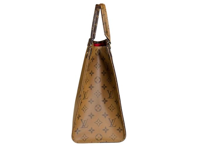 Borsa a tracolla Louis Vuitton OnTheGo MM Giant Monogram Marrone Monogramma - vista 4