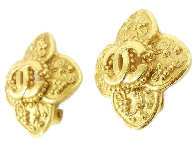 Orecchini a clip dorati Chanel D'oro - vista 2