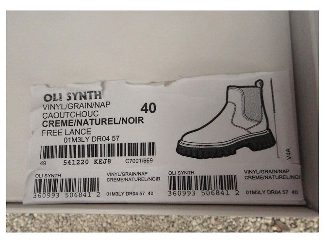 Free Lance Oly Synth Botines Chelsea Charol Negro Blanco - vista 11