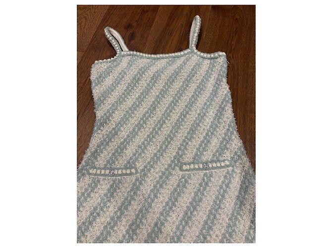 Chanel Tweed-Minikleid Hellgrün/Weiß FR 36 - Ansicht 12