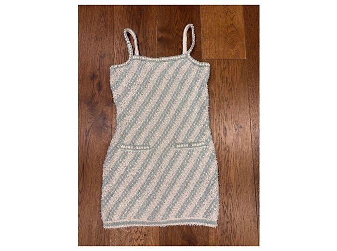 Chanel Tweed-Minikleid Hellgrün/Weiß FR 36 - Ansicht 2