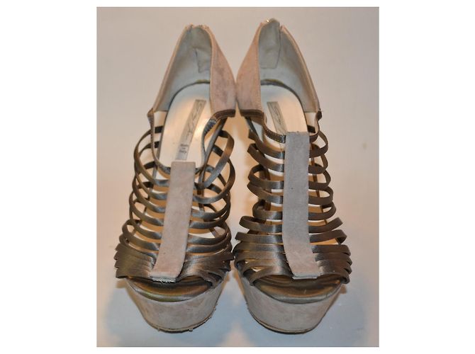 Autre Marque Graue High-Heel Riemchensandalen aus Hirschleder - Ansicht 2