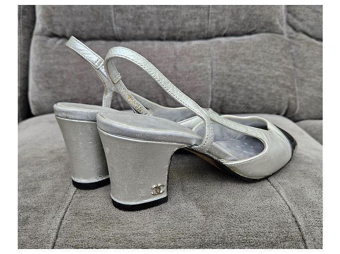 Timeless Sandalias slingback de punta cuadrada en cuero negro/plata Chanel Talla 36 - vista 11