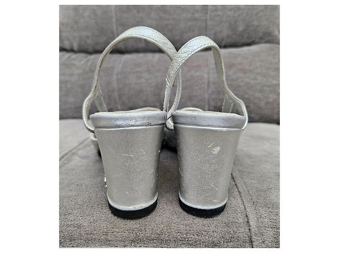 Timeless Sandalias slingback de punta cuadrada en cuero negro/plata Chanel Talla 36 - vista 7