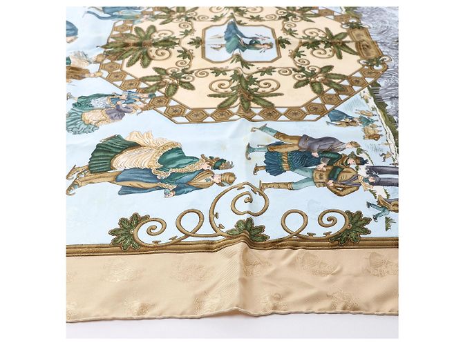 Foulard in seta Hermès Carré 90 "Joies d’Hiver" in Beige - vista 7