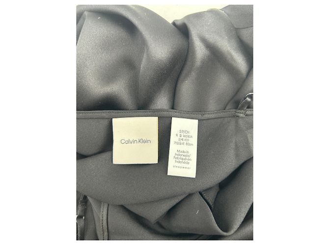 Top negro Calvin Klein - vista 5