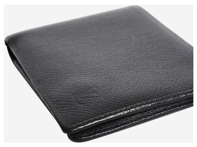 Louis Vuitton Black vintage 2002 leather bifold wallet - view 3