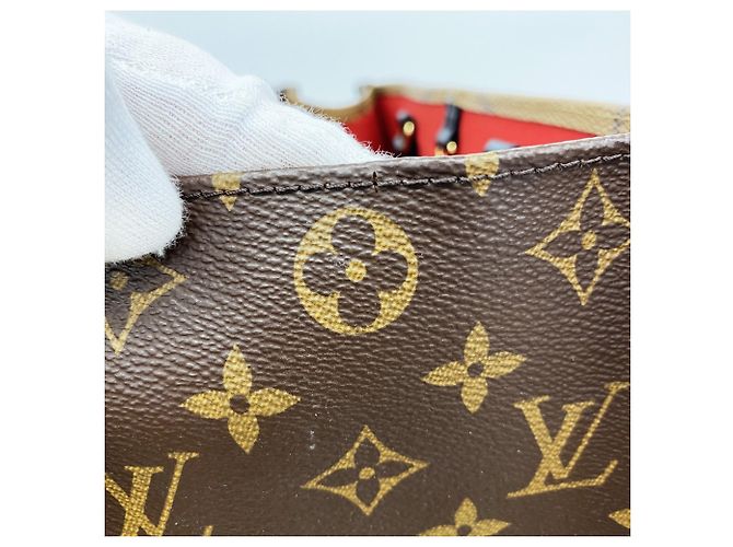 Borsa Tote Louis Vuitton Monogram Giant Reverse OnTheGo MM Marrone - vista 6