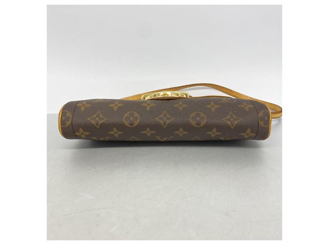 Borsa a tracolla Louis Vuitton Monogram Pochette Beverly Marrone - vista 3