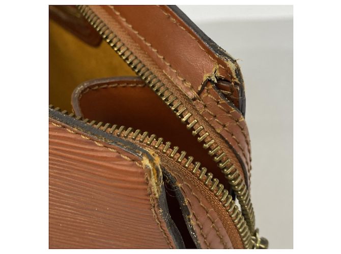 Borsa a Spalla Louis Vuitton Epi Saint Jacques Marrone - vista 6