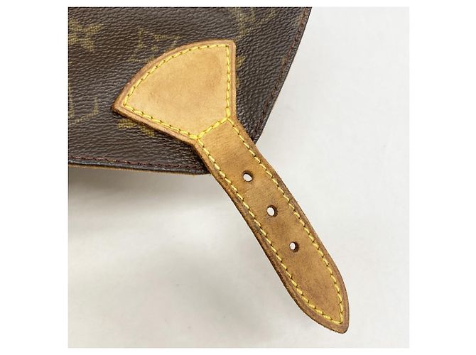 Zaino Louis Vuitton Monogram Montsouris MM Marrone - vista 9