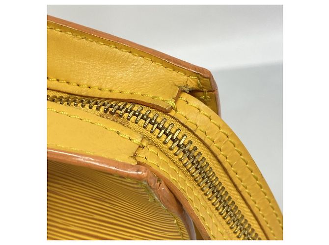 Borsa a Spalla Louis Vuitton Epi Saint Jacques Giallo - vista 8