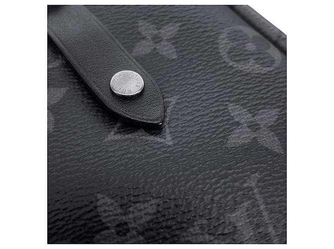 Borsa a tracolla Louis Vuitton Monogram Eclipse Nero - vista 7