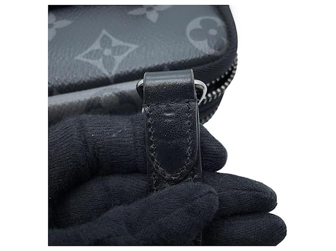 Borsa a tracolla Louis Vuitton Monogram Eclipse Nero - vista 9