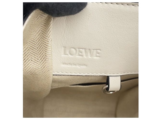 Borsa a mano compatta in pelle Loewe Hammock Bianco - vista 14