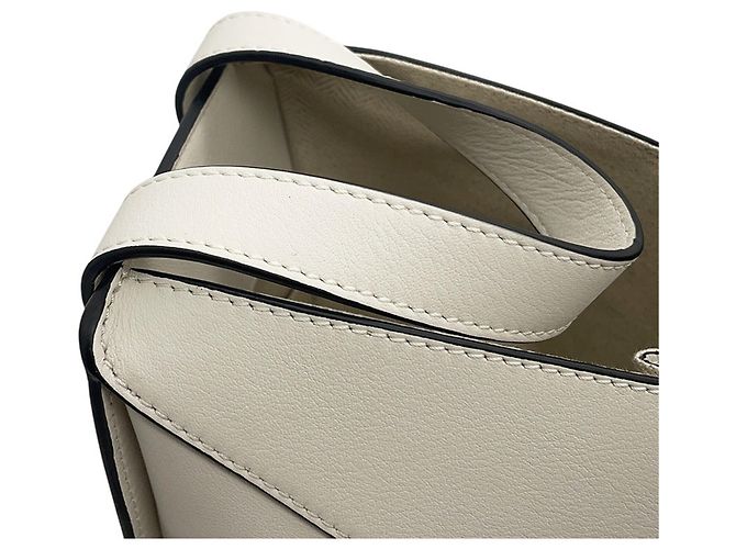 Borsa a mano compatta in pelle Loewe Hammock Bianco - vista 7