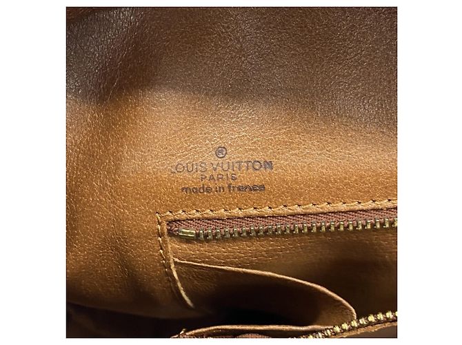 Borsa Tote Louis Vuitton Monogram Weekend PM Marrone - vista 5