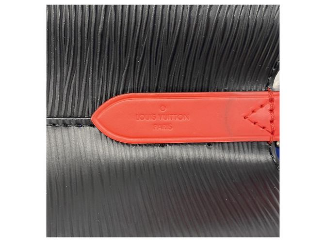 Néonoé Borsa Louis Vuitton Epi NeoNoe BB Nero Rosso D'oro - vista 5
