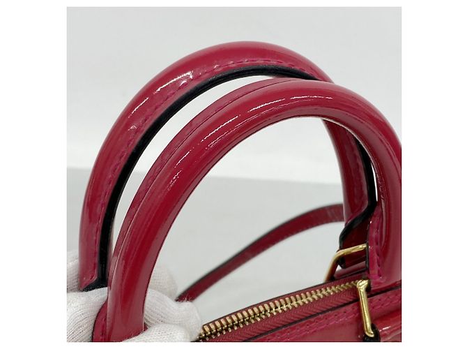 Sac à main Louis Vuitton Alma BB Vernis Rose - vue 8