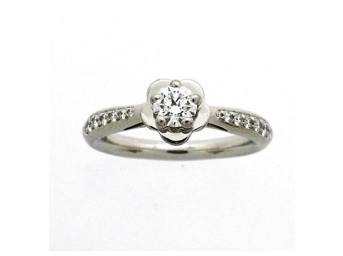 Chanel Platinum 950 Camellia Diamond Ring - Ansicht 2