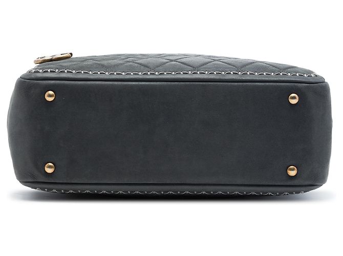 Chanel Black CC gesteppte irisierende Kalbsleder Whipstitch Camera Bag Schwarz - Ansicht 3