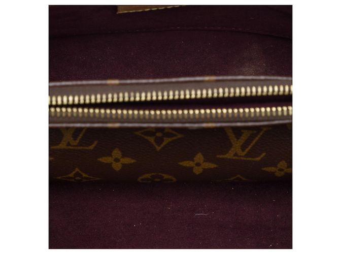 Louis Vuitton Marrone Monogram Montaigne BB - vista 4