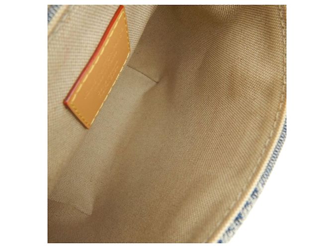 Louis Vuitton Blue Damier Denim 3D Nano Steamer - vista 6