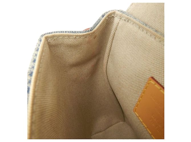 Louis Vuitton Blue Damier Denim 3D Nano Steamer - vista 8