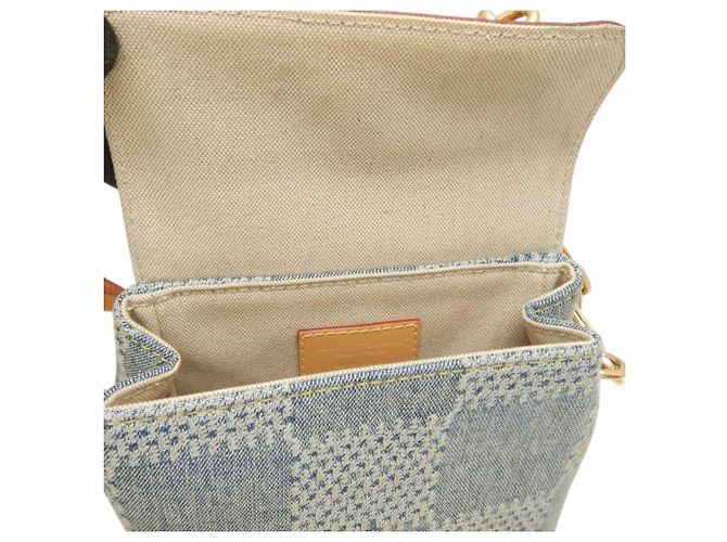 Louis Vuitton Blue Damier Denim 3D Nano Steamer - vista 9