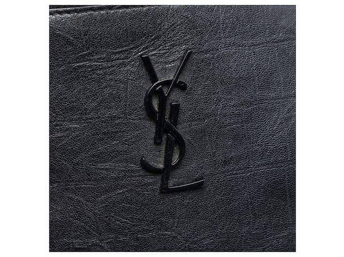 Pochette con zip Saint Laurent in pelle nera con stampa coccodrillo e monogramma Nero - vista 5