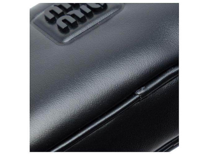 Borsa a cintura Softy Beau in vitello nero Miu Miu - vista 6