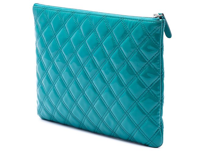Clutch Chanel Blue Medium Quilted Patent O Case Turchese - vista 2