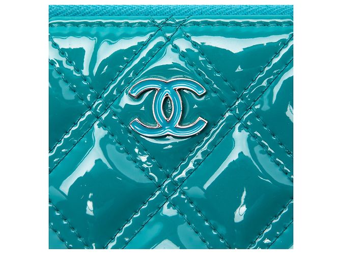 Clutch Chanel Blue Medium Quilted Patent O Case Turchese - vista 5