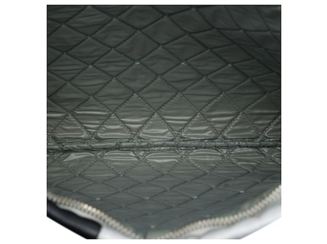 Chanel Clutch O Case in agnello trapuntato argento Large Colorblock Patchwork - vista 4