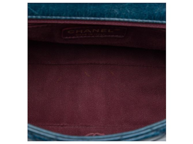 Chanel Blue Medium Glazed Calfskin Castle Rock Top Handle Flap - vista 4