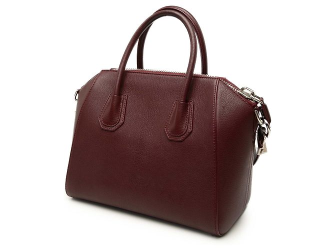 Sac Antigona en peau de chevreau Sugar rouge de Givenchy, petite taille - vue 2