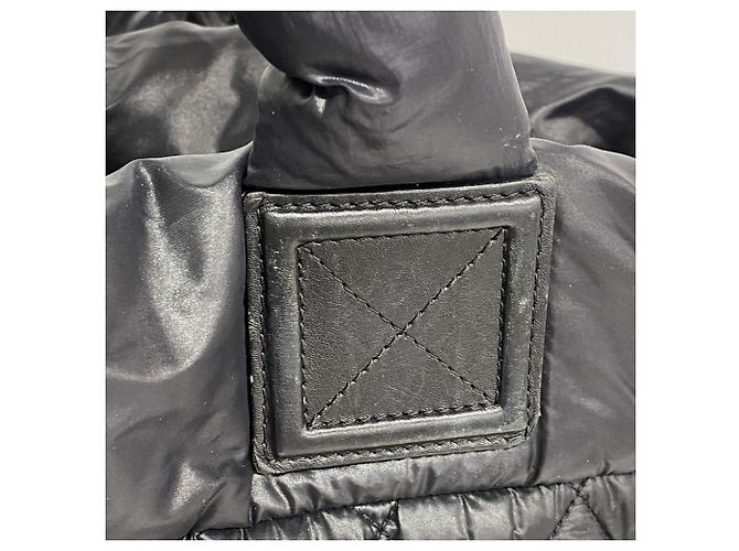 Sac à main Chanel Coco Cocoon Nylon Noir - vue 7