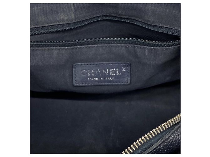 Timeless Chanel Matelassé Schultertasche mit Kette Schwarz - Ansicht 5