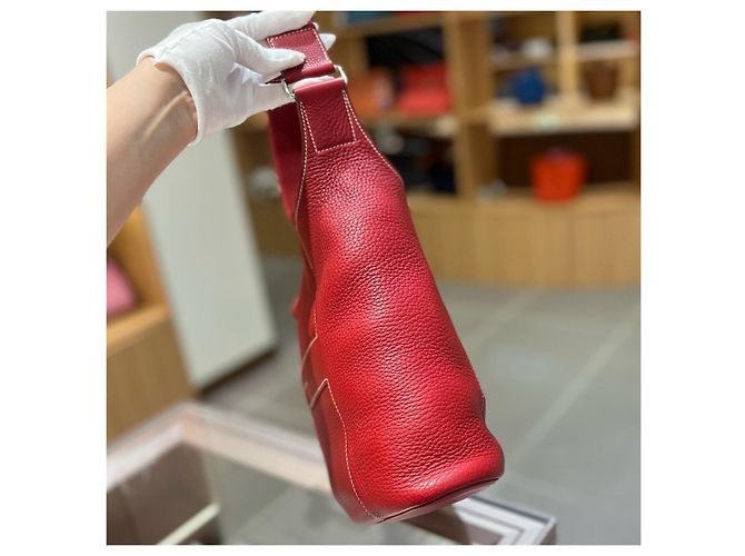 Hermès Borsa a secchiello Good News H Series in pelle Rosso - vista 3