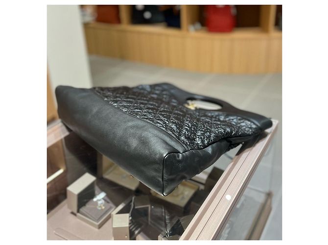 Chanel Borsa Tote in Pelle Trapuntata Nera Nero - vista 5