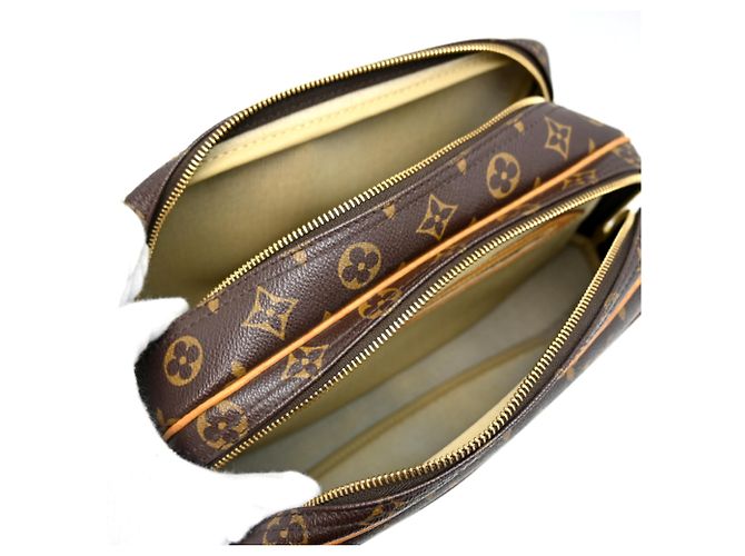 Borsa a tracolla Louis Vuitton Reporter PM Marrone - vista 6